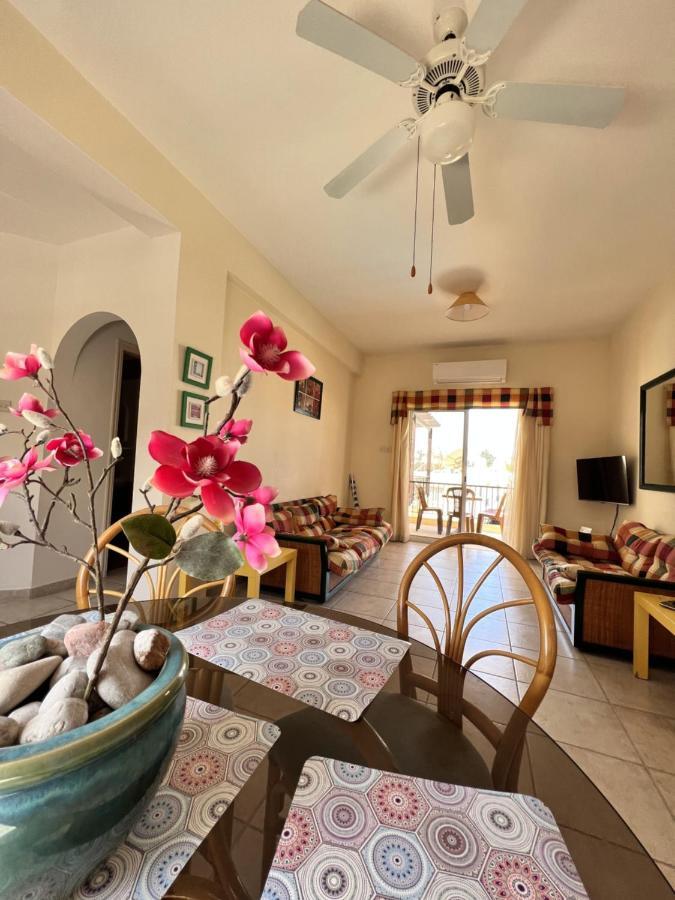 Sirena Kings Apartment Paphos Exterior foto