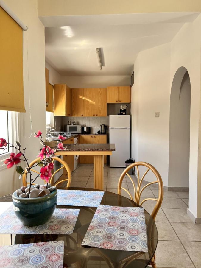 Sirena Kings Apartment Paphos Exterior foto