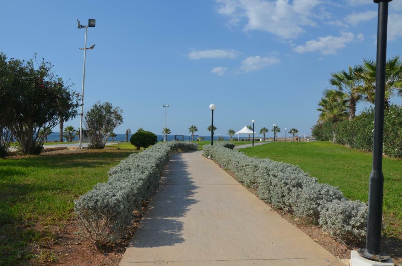 Sirena Kings Apartment Paphos Exterior foto